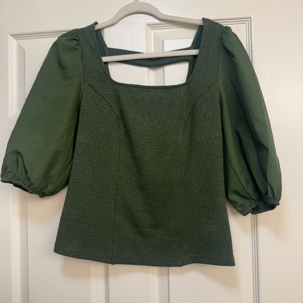 Broadway 38 Green Bubble Sleeve Too